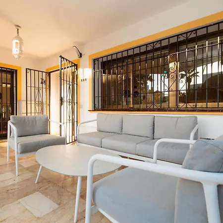 Spacious House With Pool, Garden And Solarium In Chapas, Вилла